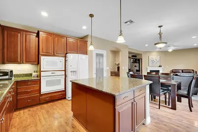 10022 Spring View Way, Elk Grove, CA 95757 - Photo 19