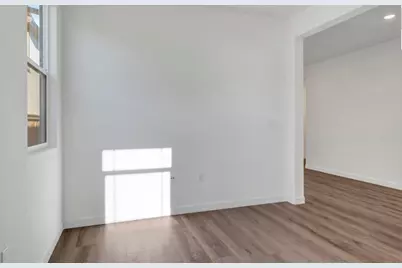 15879 Cleary Ct, Lathrop, CA 95330 - Photo 5