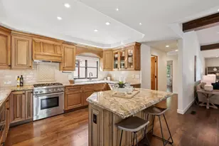 15781 Poppy Ln, Monte Sereno, CA 95030 - Photo 17