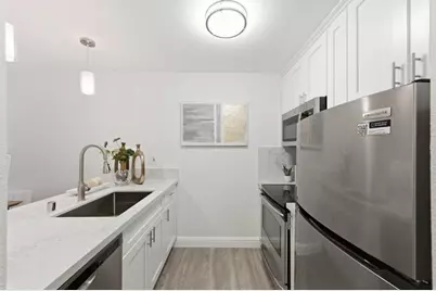 707 Fathom Dr 108, San Mateo, CA 94404 - Photo 5