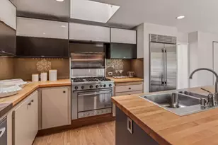 5 Sandstone St, Portola Valley, CA 94028 - Photo 11