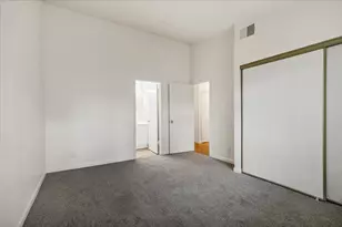 210 Damsen Dr, San Jose, CA 95116 - Photo 13