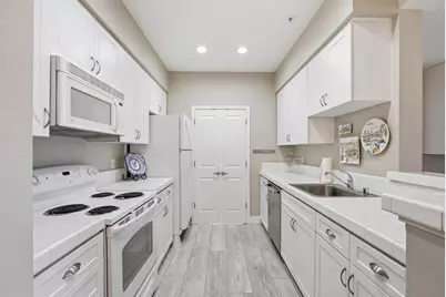 1982 W Bayshore Rd 310, East Palo Alto, CA 94303 - Photo 15