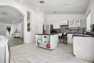 4807 Miramare, Stockton, CA 95206 - Photo 7