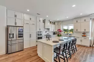 10055 Foothill Ave, Gilroy, CA 95020 - Photo 19