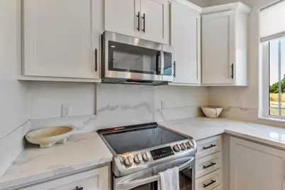 10055 Foothill Ave, Gilroy, CA 95020 - Photo 75