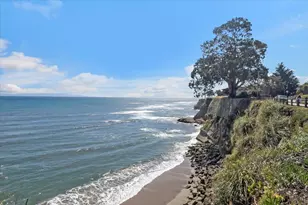 Gladys Ave, Santa Cruz, CA 95062 - Photo 21