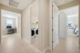 1196 Wildrose Dr, Hollister, CA 95023 - Photo 25