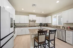 1196 Wildrose Dr, Hollister, CA 95023 - Photo 9