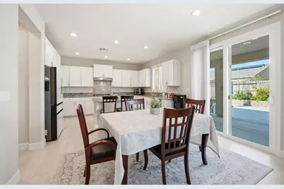 1196 Wildrose Dr, Hollister, CA 95023 - Photo 7