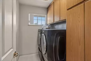 6894 Serenity Ct, San Jose, CA 95120 - Photo 33