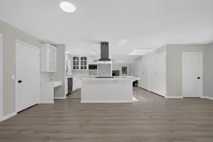 16505 Sanborn Rd, Saratoga, CA 95070 - Photo 17