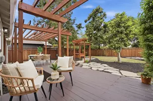 12 Athlone Way, Menlo Park, CA 94025 - Photo 37