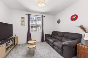 9532 Seawind Wy, Newark, CA 94560 - Photo 17