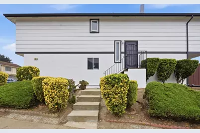 104 N Lycett St, Daly City, CA 94015 - Photo 3