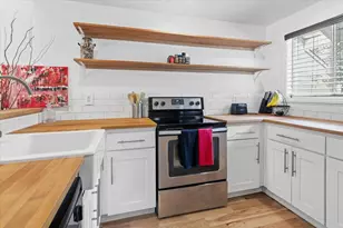 2261 Summerton Dr, San Jose, CA 95122 - Photo 3