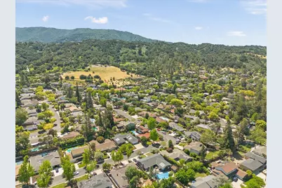 272 Belblossom Way, Los Gatos, CA 95032 - Photo 7