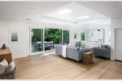 526 Pinecrest Dr, Los Altos, CA 94024 - Photo 15