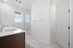 493 Cambridge St, San Francisco, CA 94134 - Photo 15