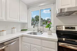 532 Tyrella Ave 12, Mountain View, CA 94043 - Photo 7