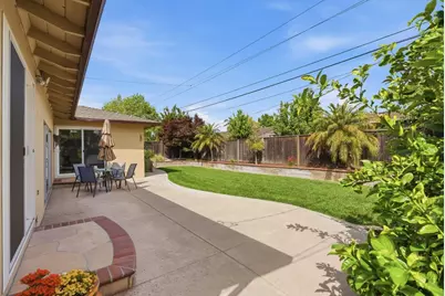 1657 Glenhurst Dr, San Jose, CA 95124 - Photo 27