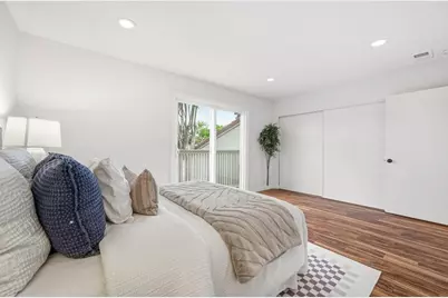 117 Mission Dr, East Palo Alto, CA 94303 - Photo 17