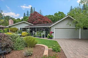 216 Montclair Rd, Los Gatos, CA 95032 - Photo 1
