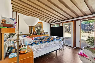 18600 Montpere Way, Saratoga, CA 95070 - Photo 15