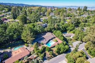 25 Warmwood, Hillsborough, CA 94010 - Photo 1