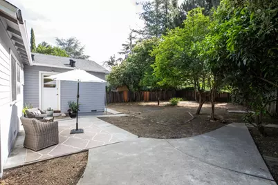 2027 Carol Ave, Mountain View, CA 94040 - Photo 15