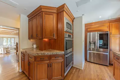 Los Laureles Ave, Salinas, CA 93901 - Photo 23