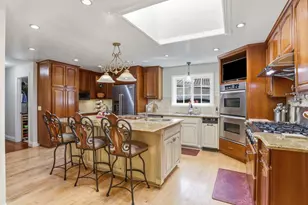 24010 Summit Woods Dr, Los Gatos, CA 95033 - Photo 13