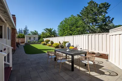 807 University Ave, Los Altos, CA 94024 - Photo 21