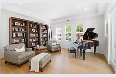 1965 Saint  Andrews Cir, Gilroy, CA 95020 - Photo 9