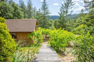 23059 Evergreen Ln, Los Gatos, CA 95033 - Photo 35