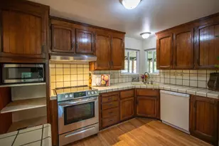23059 Evergreen Ln, Los Gatos, CA 95033 - Photo 15