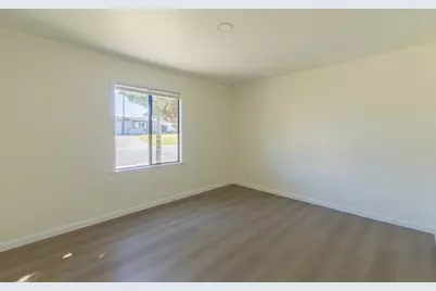 61 Beverly Dr, Salinas, CA 93905 - Photo 11