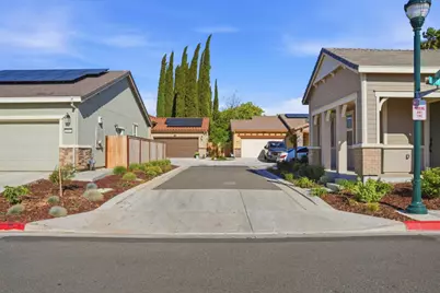 1957 Apiary Way, Hughson, CA 95326 - Photo 3