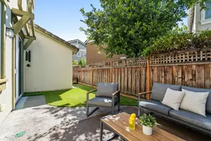 510 Sandlewood St, Menlo Park, CA 94025 - Photo 49