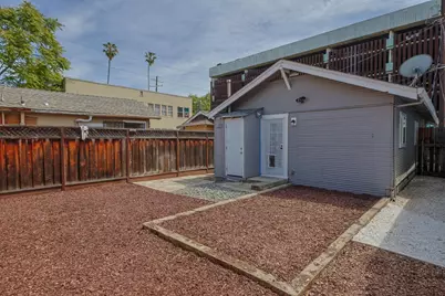 421 Elizabeth St, San Jose, CA 95112 - Photo 25