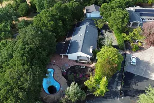 18627 Ambleside Ln, Saratoga, CA 95070 - Photo 9