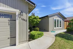 1660 Monte Vista Dr, Hollister, CA 95023 - Photo 3
