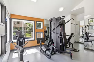 107 Monte Verano Ct, San Jose, CA 95116 - Photo 27