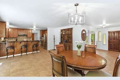19024 Beatrice Dr, Salinas, CA 93907 - Photo 9