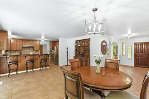 19024 Beatrice Dr, Salinas, CA 93907 - Photo 9