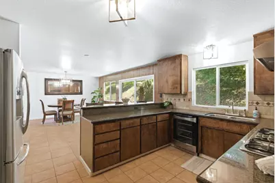 19024 Beatrice Dr, Salinas, CA 93907 - Photo 11