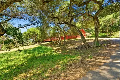 19024 Beatrice Dr, Salinas, CA 93907 - Photo 35
