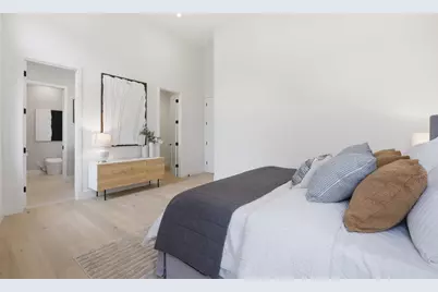 702 Ellsworth Pl, Palo Alto, CA 94306 - Photo 17