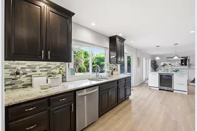 341 Fontana Dr, Santa Clara, CA 95051 - Photo 13