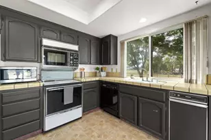 1645 Eberts Dr, San Martin, CA 95046 - Photo 13